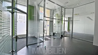 Expose Praxis, Büro, Geschäftsfläche mit barrierefreiem Eingang und Klimaanlage auf 2 Ebenen