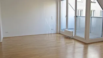 Expose Moderne Dachgeschosswohnung - saniert