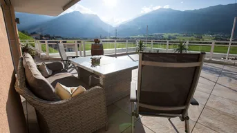 Expose !!!Exklusive Traumwohnung mit ca. 127 m² Terrasse - inkl. 1 TG Platz und 1 Außenstellplatz - Baujahr 2016!!!