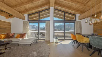 Expose Exklusives Chalet mit Pool unmittelbar am Golfplatz