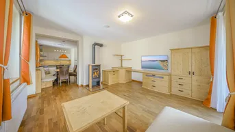 Expose Hochwertige Dachgeschosswohnung mit schönem Ausblick in Ruhelage