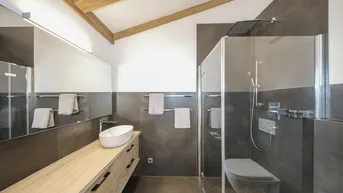 Expose Luxus-Penthouse mit Freizeitwohnsitz und unverbaubarem Panoramablick