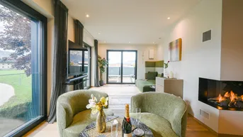 Expose Luxus-Garten-Maisonette &amp; Wellnessbereich mit Pool