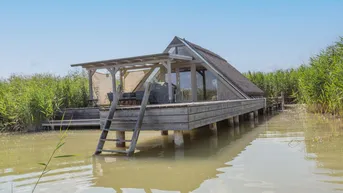 Expose Neu adaptierte Spitzhütte in Toplage am offenen See