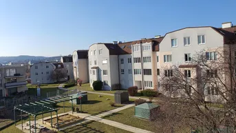 Expose 3-Zimmer-Wohnung, Top 12