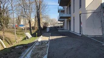 Expose ERSTBEZUG 4-Zimmer-Wohnung mit Terrasse und Garten, Top 1