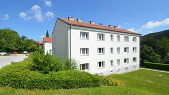 Expose CHRISTOPH CHROMECEK IMMOBILIEN - MÖDLING - Zentral begehbare 3-Zimmerwohnung mit Kfz-Abstellplatz!