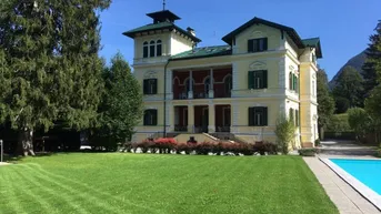 Expose IM KAISERLICHEN STIL: SCHLOSSARTIGE VILLA IM SALZKAMMERGUT