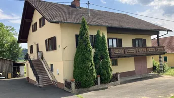 Expose Charmantes Bauernhaus in Sankt Kind – Gepflegte 150m² mit Garage! Neugierig?
