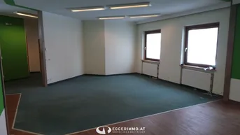 Expose Piesendorf Fürth / Kaprun : 100 m² Lager, Büro, Saal-Raum,
