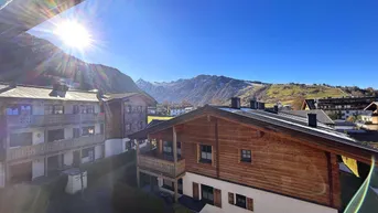 Expose Luxus Penthouse mit atemberaubendem Bergblick zur touristischen Vermietung in Kaprun zu verkaufen..