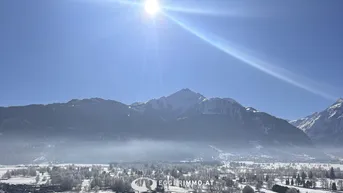 Expose Sonnengrundstück am Golfplatz zu verkaufen..