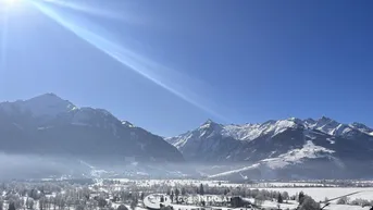 Expose Sonnengrundstück am Golfplatz zu verkaufen..