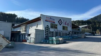 Expose Verkaufsraum mit Lager und Freifläche