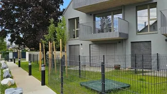 Expose Generationenwohnung: 5 Zimmer + Studio + Garten