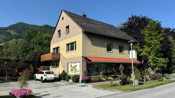 Expose Großes Wohn- und Geschäftshaus in Trieben – Ihre Chance für "Wohnen und Arbeiten" unter einem Dach