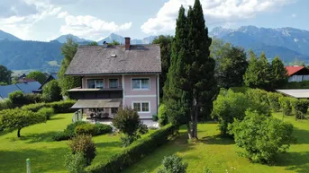 Expose Wohnhaus, Garage, Doppelcarport, große südseitige Terrasse u. Balkon!