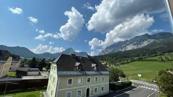 Expose Eigentumswohnung mit süd-westseitiger Loggia