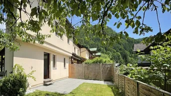 Expose Charmante Maisonettenwohnung in ruhiger Reihenhausanlage mit Terrasse, Garten und Parkplatz!