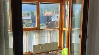 Expose 4 Zimmer Eigentumswohnung (ca. 113 m²) mit Wintergarten und Carport