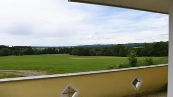 Expose Großzügiges Einfamilienhaus mit Sanierungsbedarf in Lochen am See