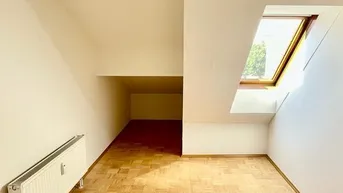 Expose Schöne 2-Zimmer Wohnung mit Galerie - Provisionsfrei!!