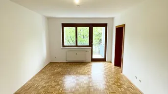 Expose 3 Zimmer Wohnung mit Balkon - Provisionsfrei!