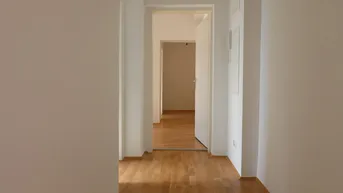 Expose Schöne 3-Zimmer-Wohnung ! - Provisionsfrei!