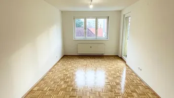 Expose 2 Zimmer Wohnung nahe Bahnhof mit Loggia- Provisionsfrei!