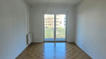 Expose 2-Zimmer-Wohnung mit Loggia - Provisionsfrei!