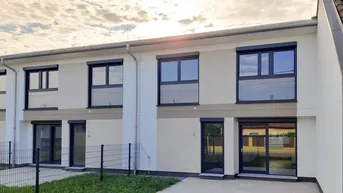 Expose Nur 170m vom Badeteich Hirschstetten. Modernes Reihenhaus mit Garten und Vollunterkellerung