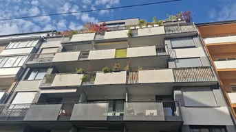 Expose Sonnige 3-Zimmer-Neubauwohnung mit Loggia!