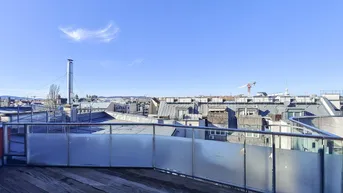 Expose Dachgeschoß-Maisonette mit großer Sonnenterrasse in zentraler Lage Nahe Pilgramgasse und Schlossquadrat