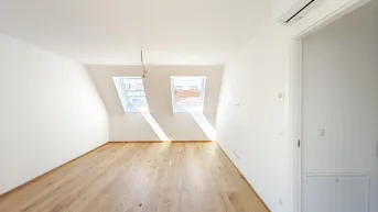 Expose Sonnige 3-Zimmer Dachgeschosswohnung nahe Schloss-Schönbrunn
