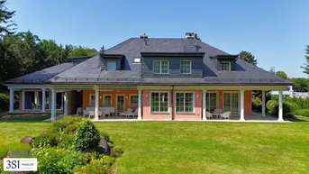 Expose Luxuriöse Villa in Gießhübl: Stilvolles Wohnen mit Pool traumhaftem Garten!