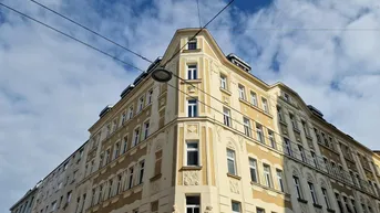 Expose Wiener Wohnklassiker in gepflegtem Zustand – fünf Einheiten in Favoriten