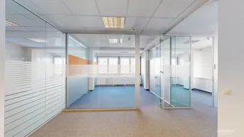 Expose Ihr Arbeitsplatz im Zentrum: Helle Büroflächen mit Entwicklungspotenzial