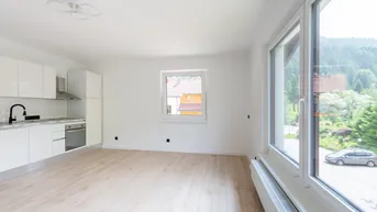 Expose ERSTBEZUG nach SANIERUNG mit GARAGE | Charmante 3-Zimmer-Wohnung mitten im Schigebiet, 2 Loggien, Schikeller