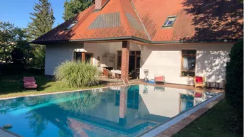 Expose Einzigartige Villa in Baden mit Pool