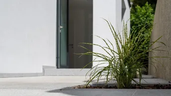 Expose Exklusives Doppelhaus in sonniger Grünruhelage mit Terrasse, Garten &amp; Sauna – 6 Zimmer auf 3 Ebenen