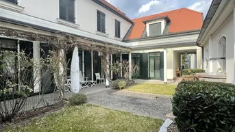Expose Exklusiver Firmensitz mit optionaler Werkstatt/ Lagerhalle (400m2) am Fuße des Bisambergs