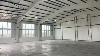 Expose 2 x 350qm Top-Gewerbehallen für Werkstatt oder Lager