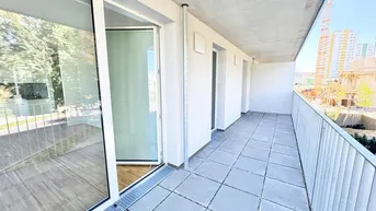 Expose BALKONTRAUM | HELLE 3 ZIMMER | HOCHWERTIGE AUSSTATTUNG | TOPLAGE
