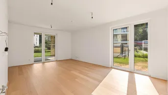 Expose Von der Sonne geküsst im 149m² Eigengarten! Genießen Sie Annehmlichkeiten wie Sauna, Badesteg, Spa!