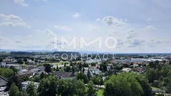 Expose Wohnung mit Potenzial in Top-Lage inkl. Nutzung der Dachterrasse