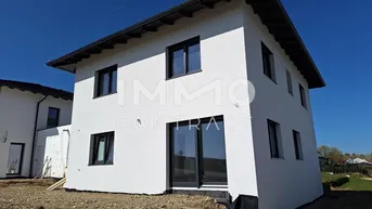Expose ERSTBEZUG - elegante Doppelhaushälfte mit Garten und Garage