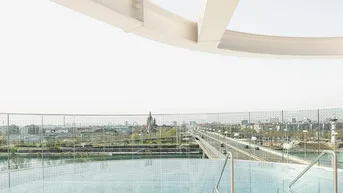 Expose DANUBEFLATS: Premium Living - Edle 2-Zimmer-Wohnung in 40. Stock - Elevate your Lifestyle