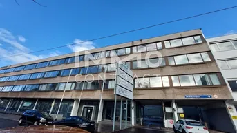 Expose Günstige Freistellplätze in der Kraußstraße 1-7 zu vermieten!
