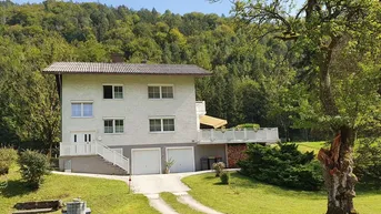 Expose Zweifamilienwohnhaus mit Wohnrecht in idyllischer Einzellage des Alpenvorlandes