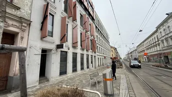 Expose 3 MONATE MIETFREI! Tolles Geschäftslokal mit privater Terrasse!